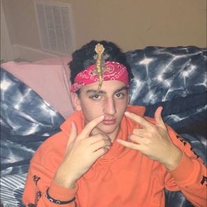 Meet your Posher, Evans